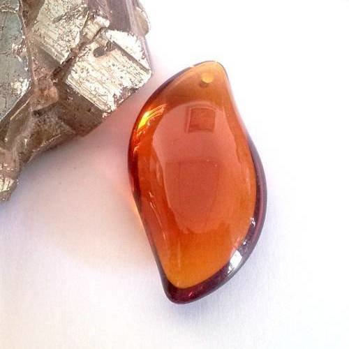 X1 grande perle en verre, feuille de 48x25mm, assez dense, ambrée 