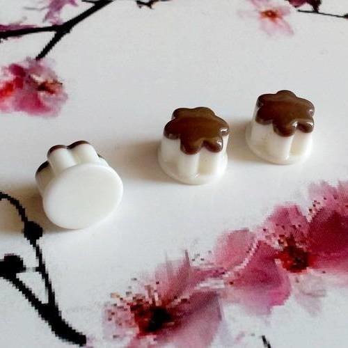 X10 cabochons petit flan, en résine blanche et chocolat, 12x8mm 