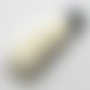 X1 pompon en suédine blanche et cloche argentée, 5.6cm environ 