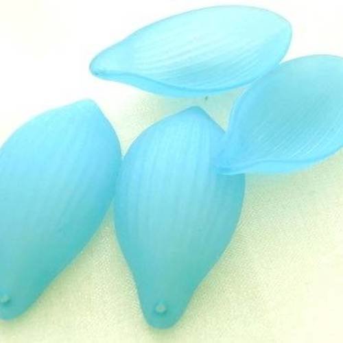 X4 perles, feuilles en lucite acrylique dépolie 42mm bleues 
