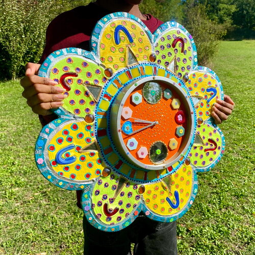 Horloges fait main en peinture et mosaïque décoration murale en couleur, cadeau original art mural