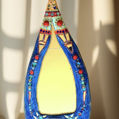 Miroir bleu en peinture et mosaïque "shéhérazade"; 31 x 63 cm