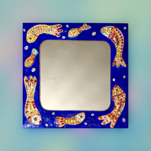 Miroir mosaïque  et peinture- poissons de perles - fait main, comme un bijoux décoration murale unique bleue