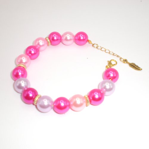 Superbe bracelet en perles nacrées rose