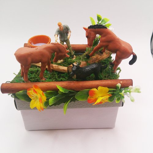 Boite cadeau 248 décorée dresseur de chevaux originale et unique, pour chocolats, bonbons, petits gâteaux, enveloppe ou autres
