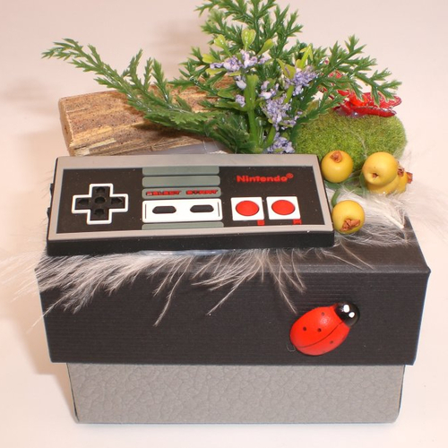 Boite cadeau 168 décorée thème jeux originale et unique