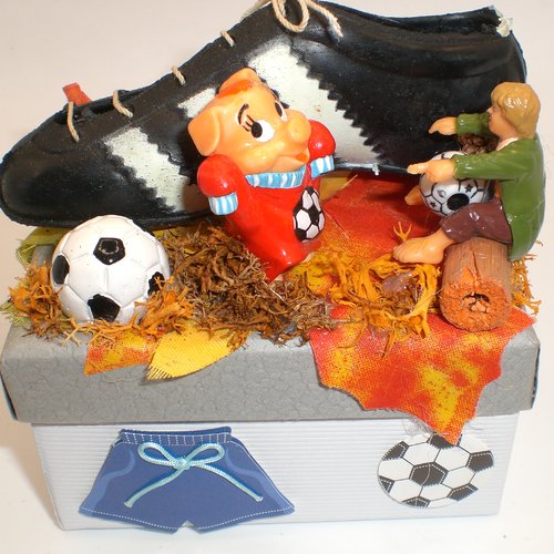 Boite cadeau 234 décorée pour fan de foot