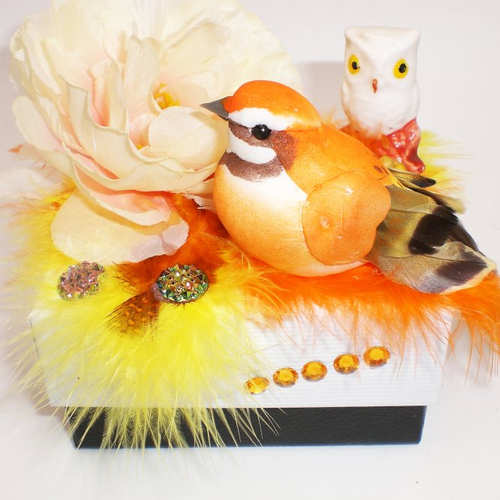 Boite cadeau 238 décorée oiseau, originale et unique