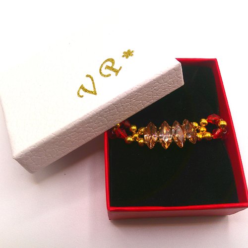 Bracelet navettes cristaux swarovsky couleur ambre, pour fêtes, anniversaire, une amie ou pour vous faire plaisir