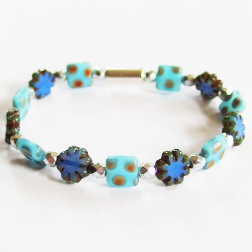 Bracelet fin boho perles verre tchèque de bohème