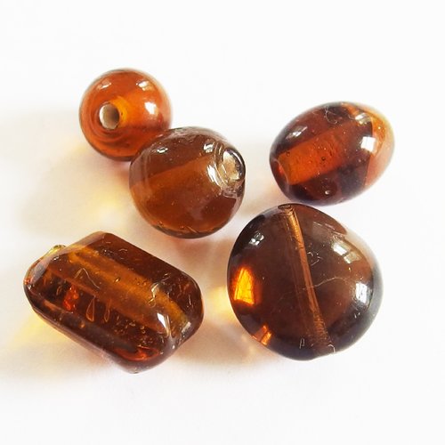 Lot de perles indiennes verre couleur ambre foncé x 5