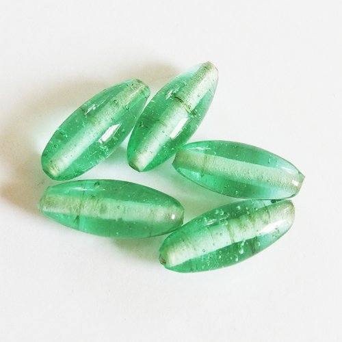 Lot de perles indiennes verre vert d'eau x5