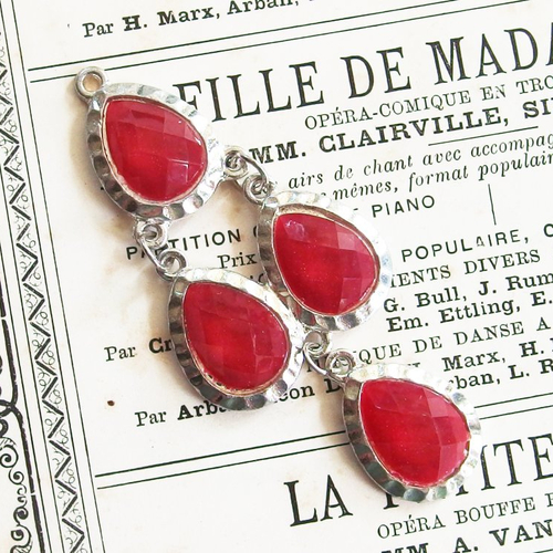 Grand pendentif vintage métal argent strass rouge