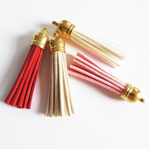 Breloques pompons suédine embout doré assortiment blanc rose 55mm x4