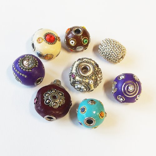 Lot perles ethniques indonésiennes kashmiri strass x8