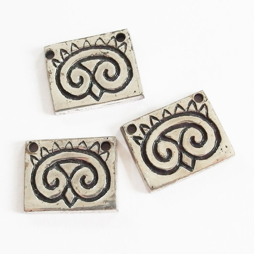 Lot pendentifs breloques boho ethnique motif grecque antique plaque métal argent x3
