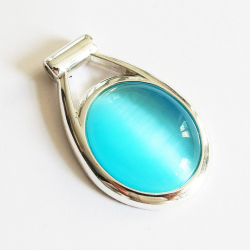 Grand pendentif moderne métal argent cabochon bleu turquoise