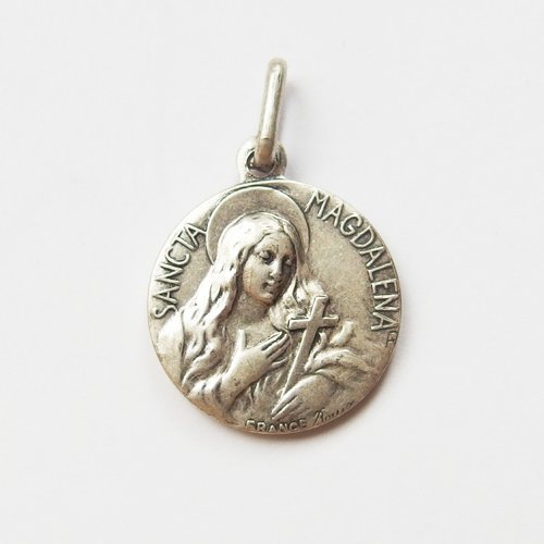 Breloque médaille religieuse sainte marie-madeleine métal argent 1,5cm