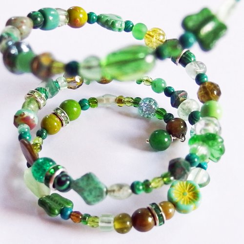 Bracelet manchette multirangs boho perles vert et kaki