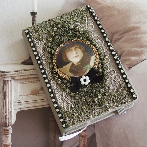 Petit carnet vintage baroque "dame d'hiver"