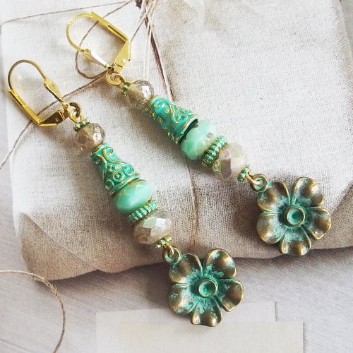 Boucles d'oreilles boho patine vert-de-gris