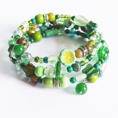 Bracelet manchette multirangs boho perles vert et kaki