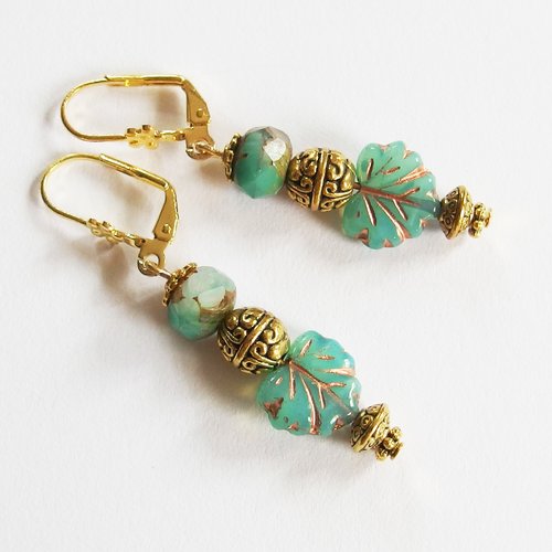Boucles d'oreilles shabby chic perles verre tchèque de bohème