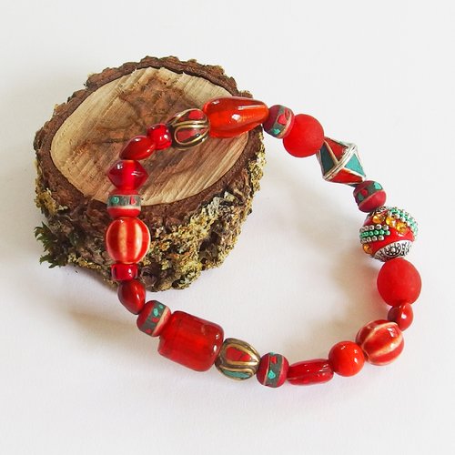 Bracelet tribal ethnique boho chic perles verre recyclé os de yak céramique kashmiri