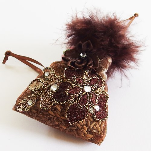 Sachet de lavande bio du jardin "dentelle et strass"