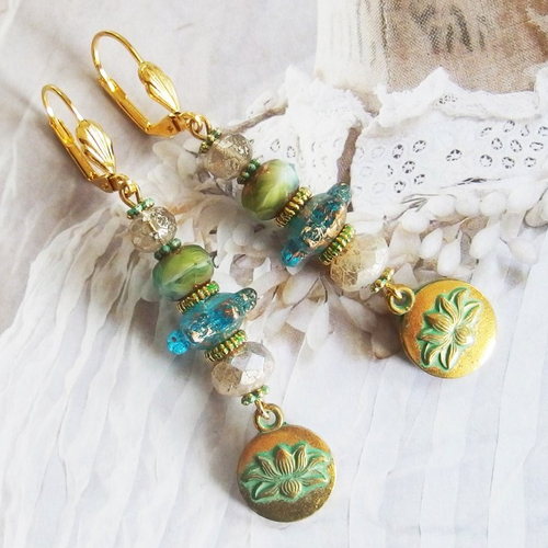 Boucles d'oreilles yoga zen "le lotus bleu"