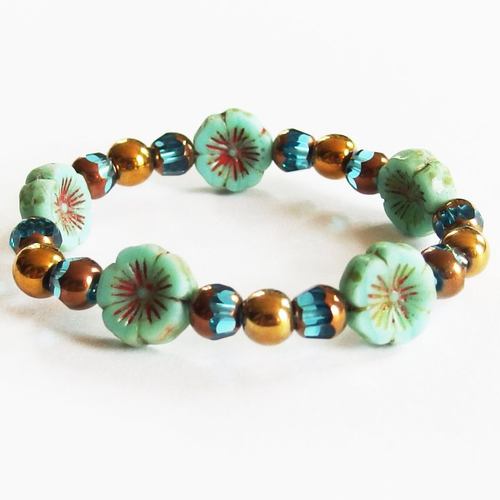 Bracelet boho perles verre tchèque et pierres gemme hématite