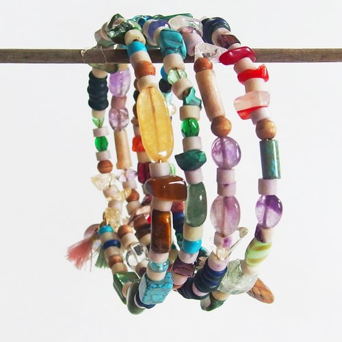 Bracelet boho manchette multirangs "trésor de pierres précieuses"