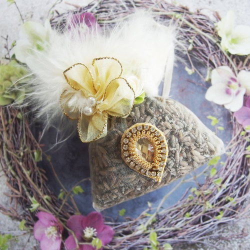 Sachet de lavande bio du jardin "senteur jaune"