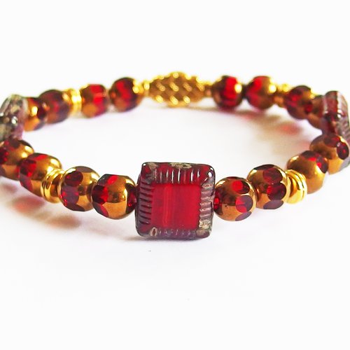 Bracelet vintage downton abbey rouge or