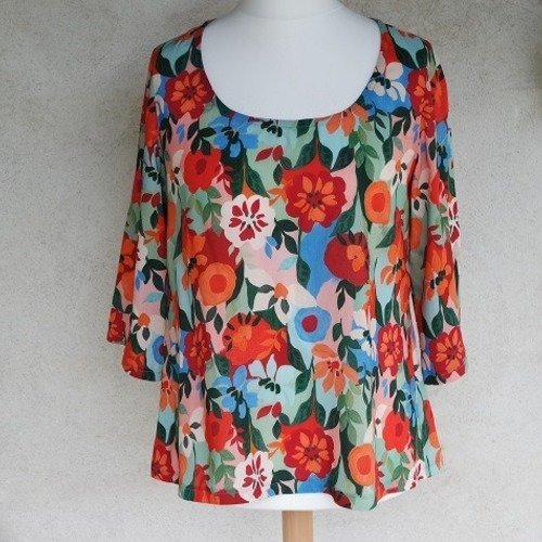 Top / tunique / blouse manches 3/4 forme trapèze ample en coton motifs fleurs multicolores