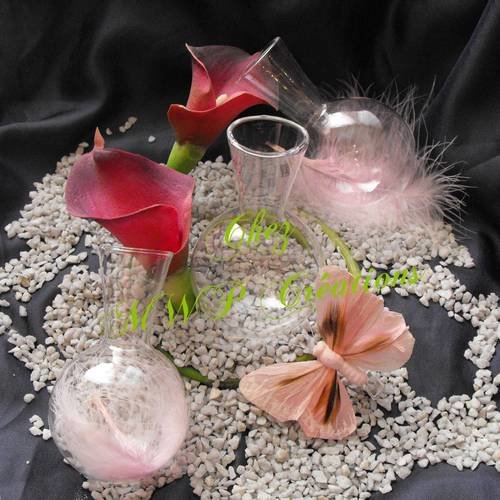 Vase-soliflore "boule" en verre, dimensions: 5.7 x 9.5 cm 