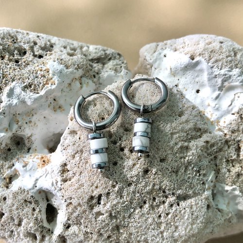 Boucles d’oreilles hommes – acier inoxydable argent, hématite argent & howlite blanche, bijoux minimalistes