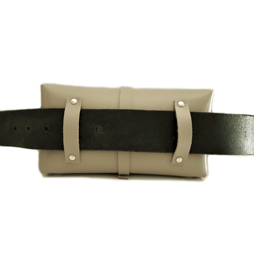 Pochette ceinture en cuir pour femme - Un grand marché