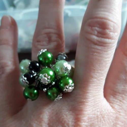 Bague perles vertes fait main - livraison offerte