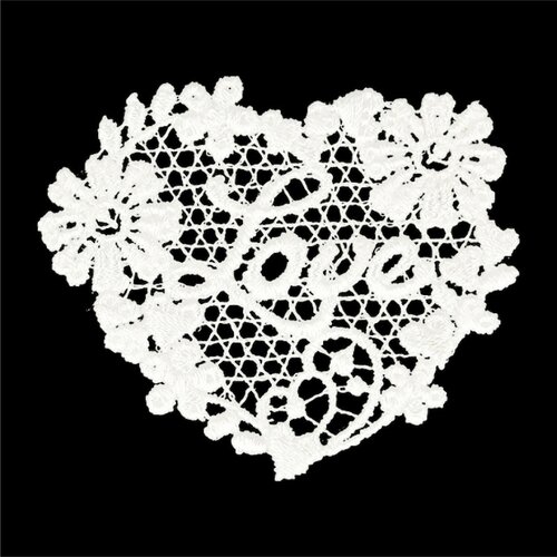 Lot de 3 écussons thermocollants dentelle élégant coeur love 4,5cm x 3,5cm