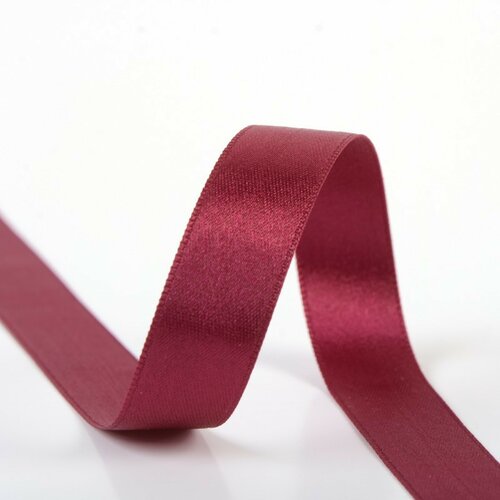 Bobine 25m ruban satin double face rouge cramoisi