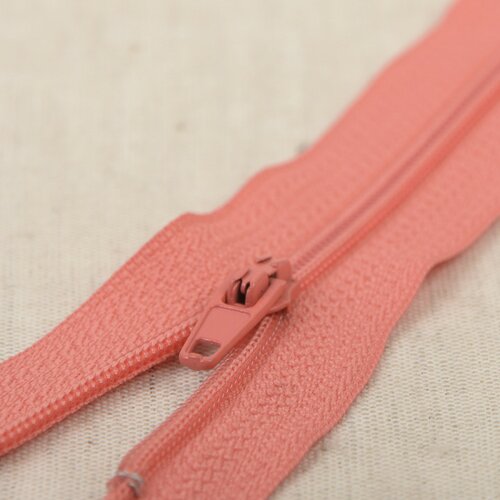 Fermeture fine polyester n°2 couleur orange berlingo