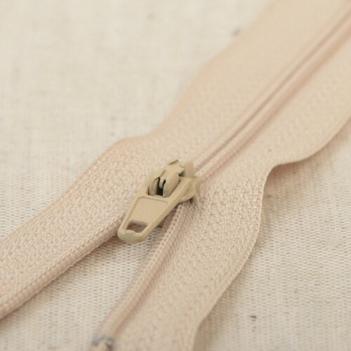Fermeture fine polyester n°2 couleur beige sable