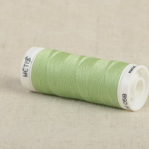 Bobine fil polyester 200m oeko tex fabriqué en europe vert clair