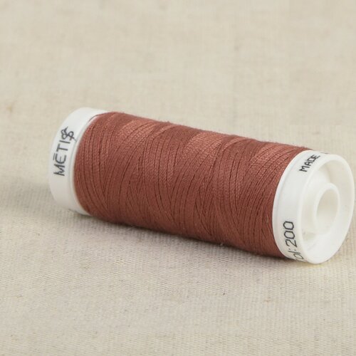 Bobine fil polyester 200m oeko tex fabriqué en europe rouge à lèvres