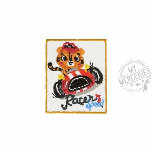 Ecusson thermocollant grand tigre en voiture 4,5cm x 6cm