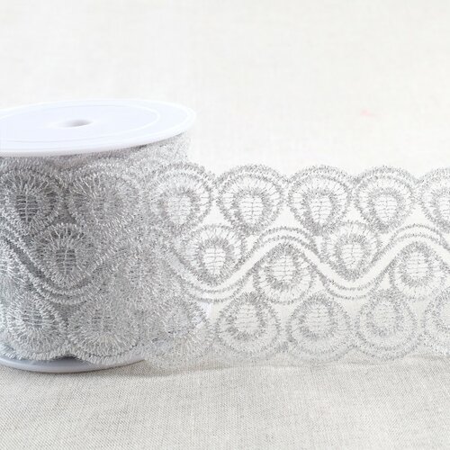 Broderie métallique sur tulle 80mm argent au mètre