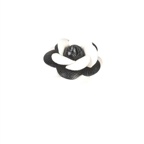 Broche fleur camélia 7 cm noir blanc