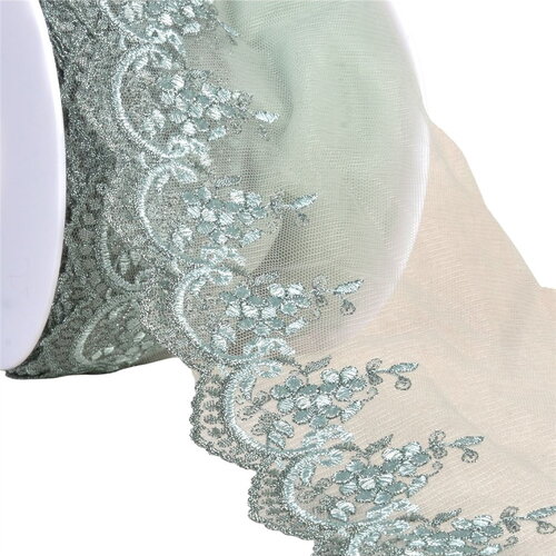Bobine 18,8m broderie métallique sur tulle 120mm bleu lavande