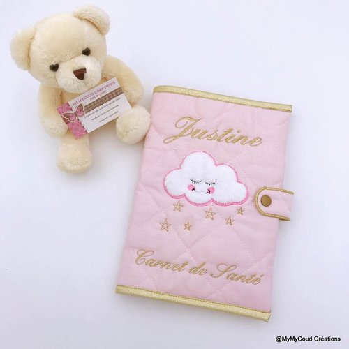 Protège carnet de santé personnalisé nuage et ses étoiles